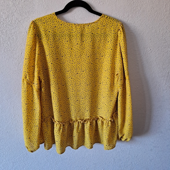 Pleione Yellow V Neck Peplum Blouse - Picture 7 of 7